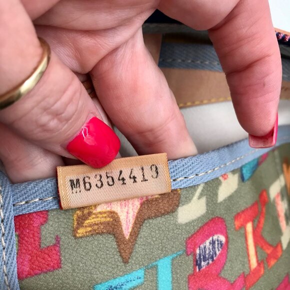 Dooney & Bourke Green Pebbled Grain leather Doodle Shoulder Bag - Picture 10 of 11